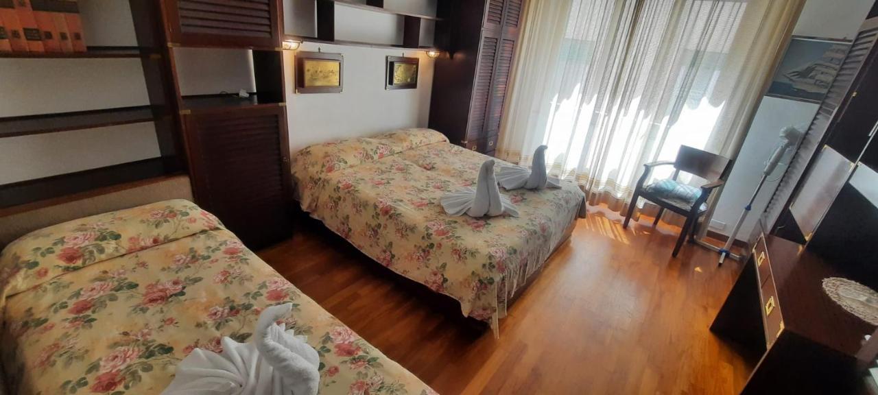 Hotel Dora Levanto Esterno foto