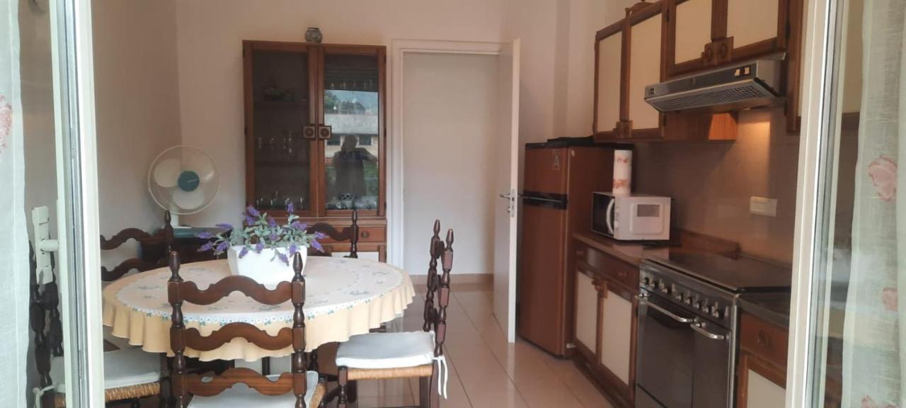 Hotel Dora Levanto Esterno foto