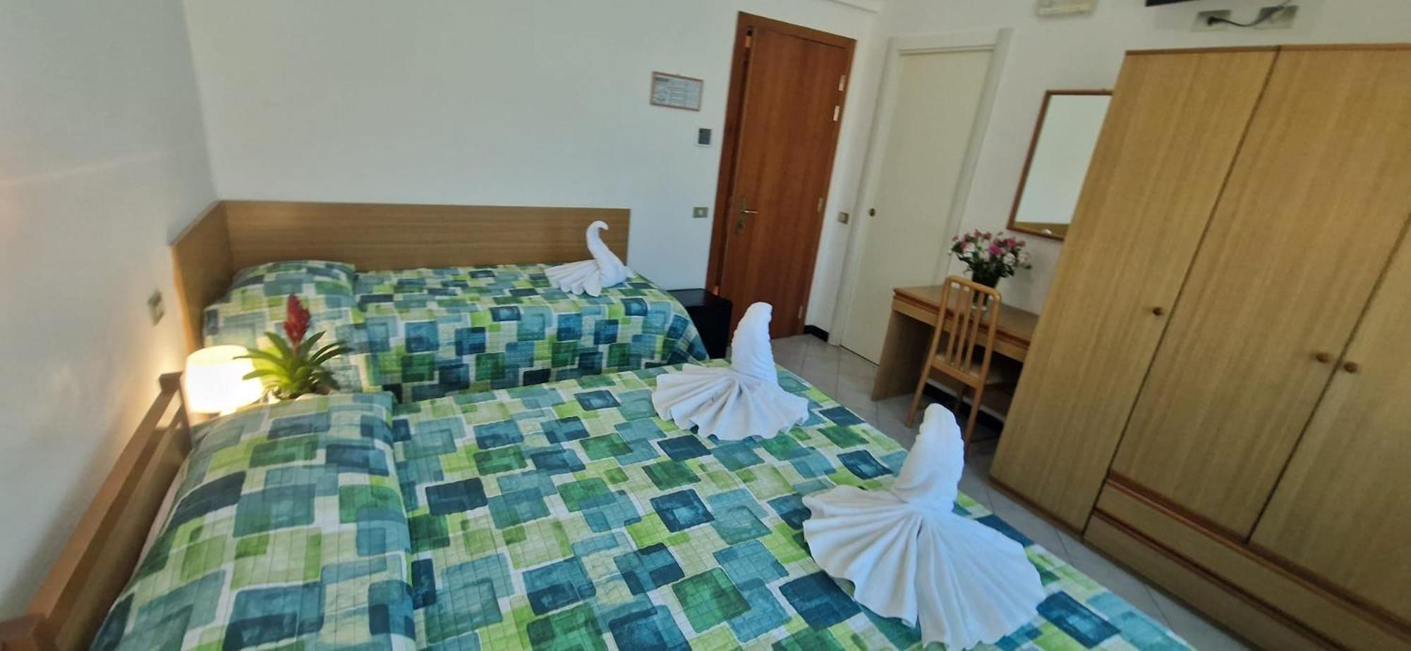 Hotel Dora Levanto Esterno foto