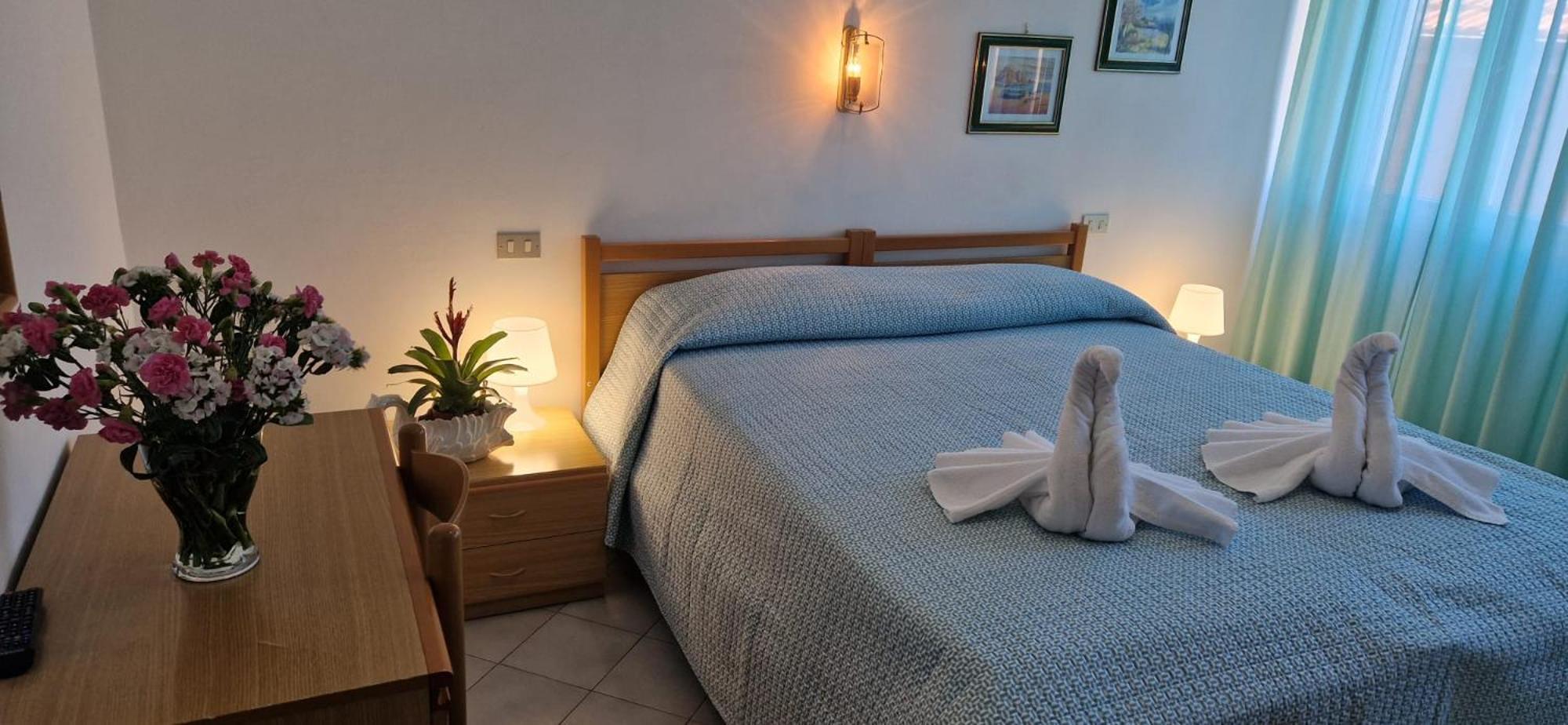 Hotel Dora Levanto Esterno foto